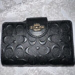 Coach tabby medium wallet